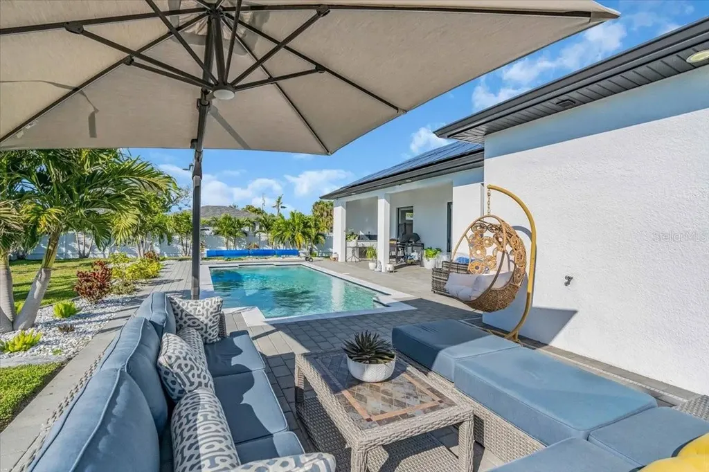 116 SE 5th Place Cape Coral FL 33990