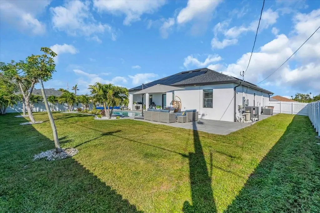 116 SE 5th Place Cape Coral FL 33990