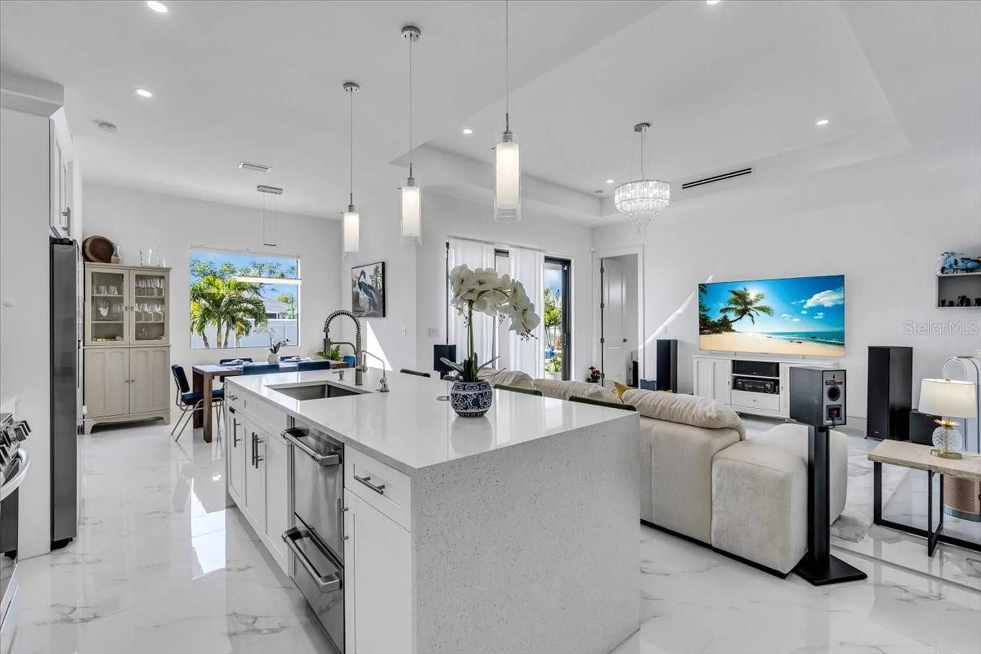 116 SE 5th Place Cape Coral FL 33990