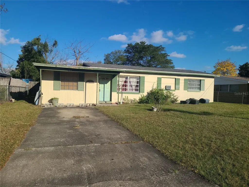 1215 Marie Avenue Apopka FL 32703