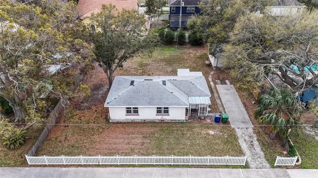 2832 W Bay Haven Drive Tampa FL 33611