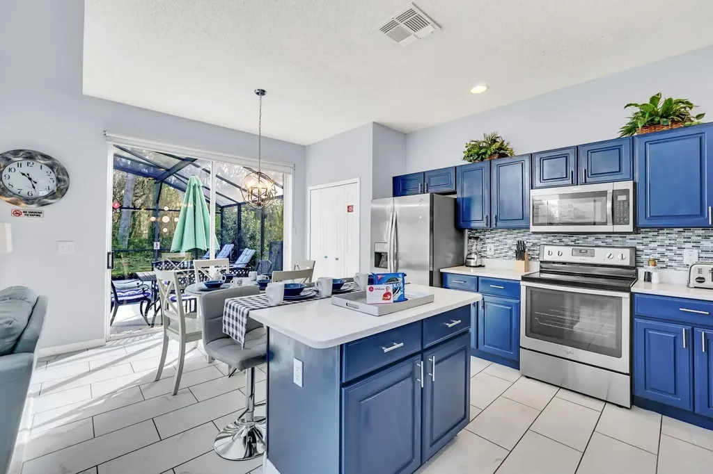 8462 Secret Key Cove Kissimmee FL 34747