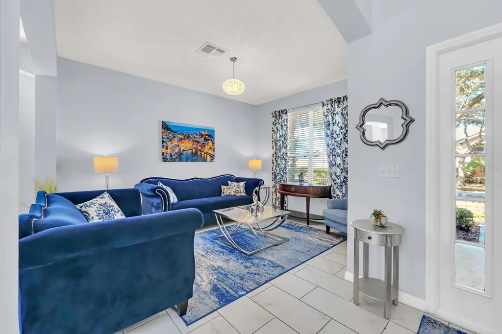 8462 Secret Key Cove Kissimmee FL 34747