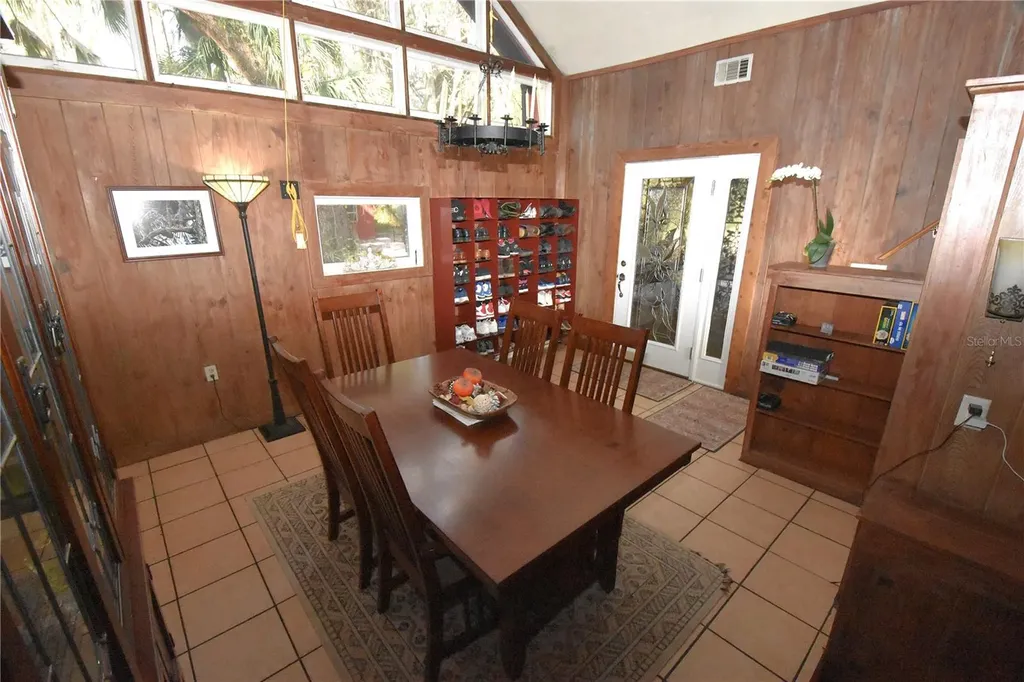 1302 SE Wacahoota Road Micanopy FL 32667