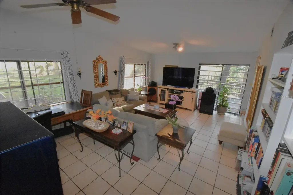 1302 SE Wacahoota Road Micanopy FL 32667