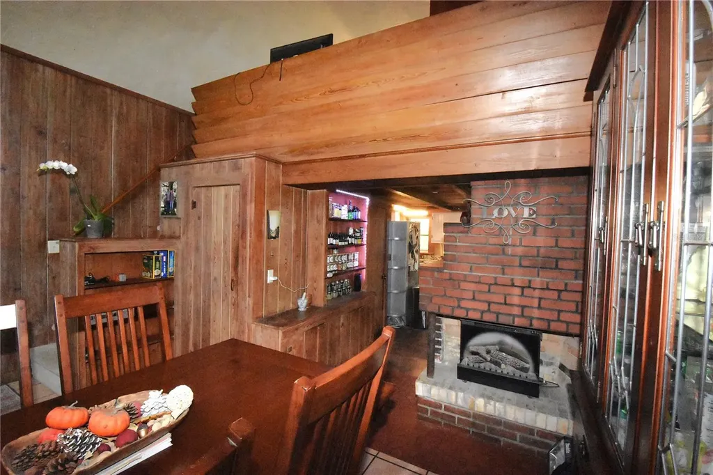 1302 SE Wacahoota Road Micanopy FL 32667