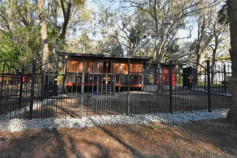 1302 SE Wacahoota Road Micanopy FL 32667
