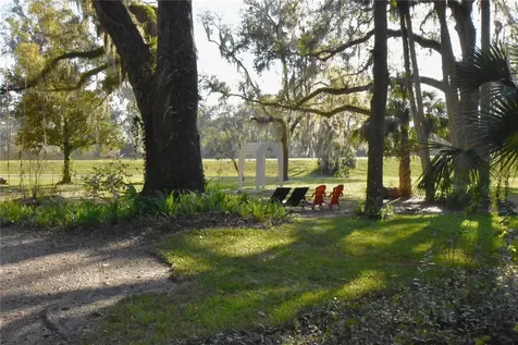 1302 SE Wacahoota Road Micanopy FL 32667