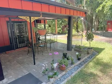 1302 SE Wacahoota Road Micanopy FL 32667