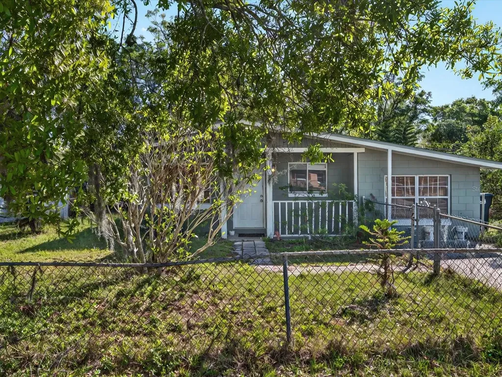 2403 Nansen Avenue Orlando FL 32817