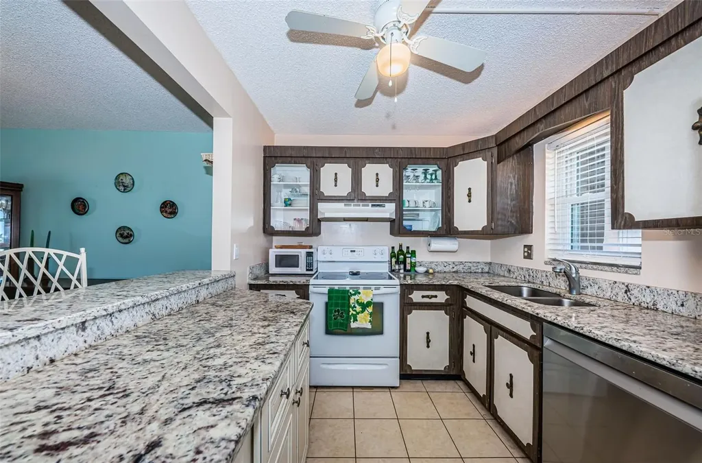 7405 Bay Island Drive S South Pasadena FL 33707