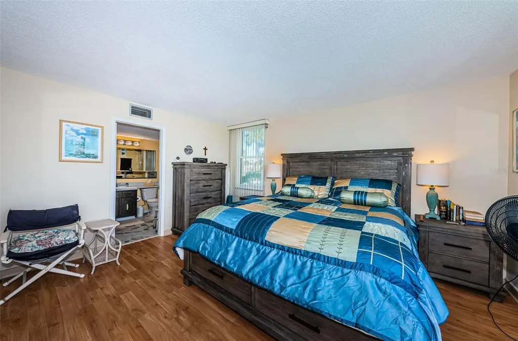 7405 Bay Island Drive S South Pasadena FL 33707