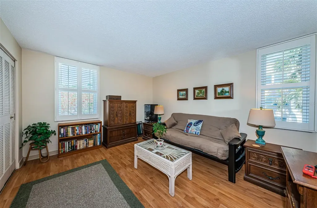 7405 Bay Island Drive S South Pasadena FL 33707