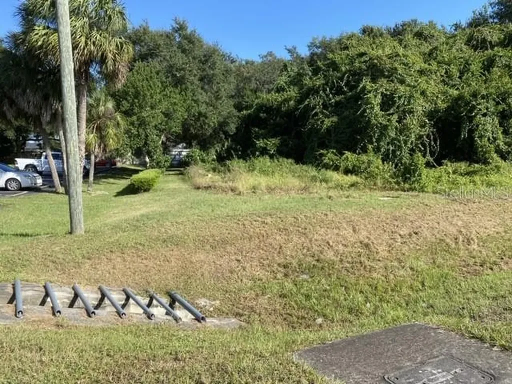US-441 Eustis FL 32726