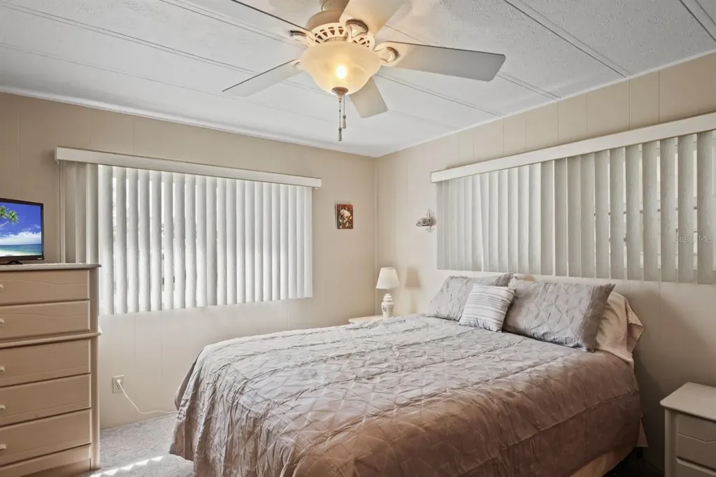 2100 Kings Highway Port Charlotte FL 33980