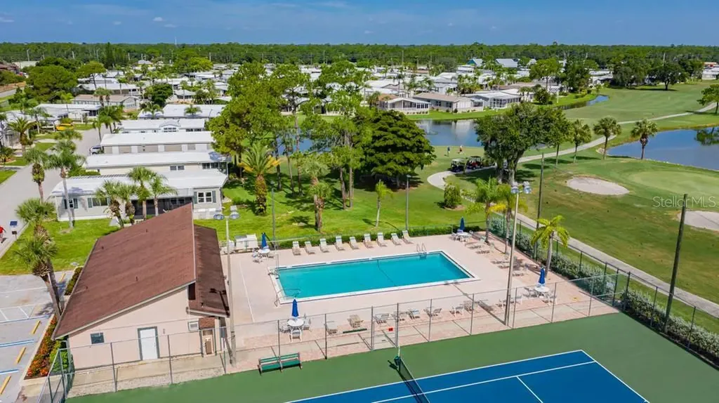 2100 Kings Highway Port Charlotte FL 33980