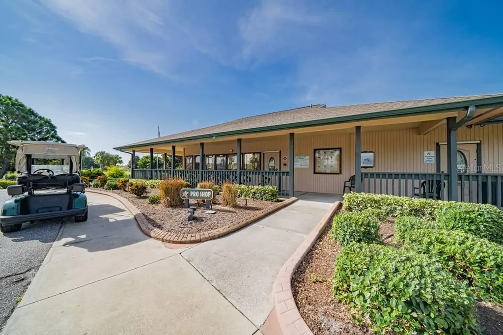 2100 Kings Highway Port Charlotte FL 33980