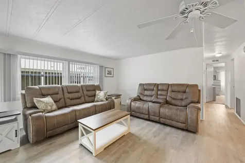 2100 Kings Highway Port Charlotte FL 33980