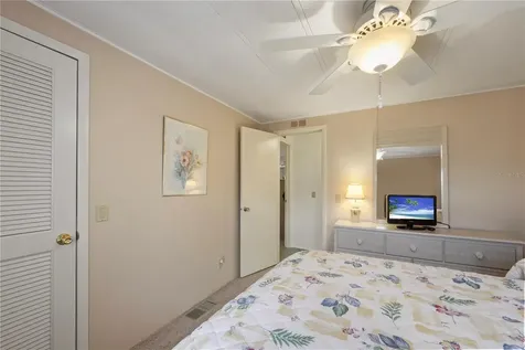 2100 Kings Highway Port Charlotte FL 33980