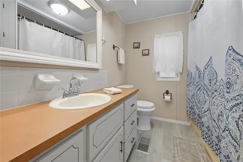 2100 Kings Highway Port Charlotte FL 33980