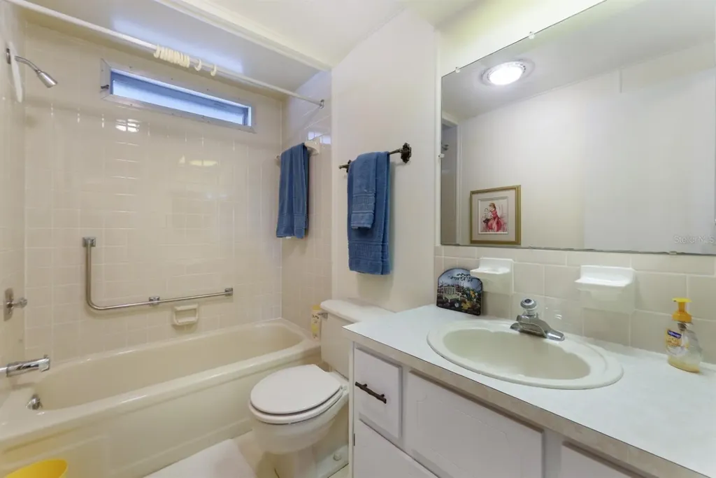 2100 Kings Highway Port Charlotte FL 33980