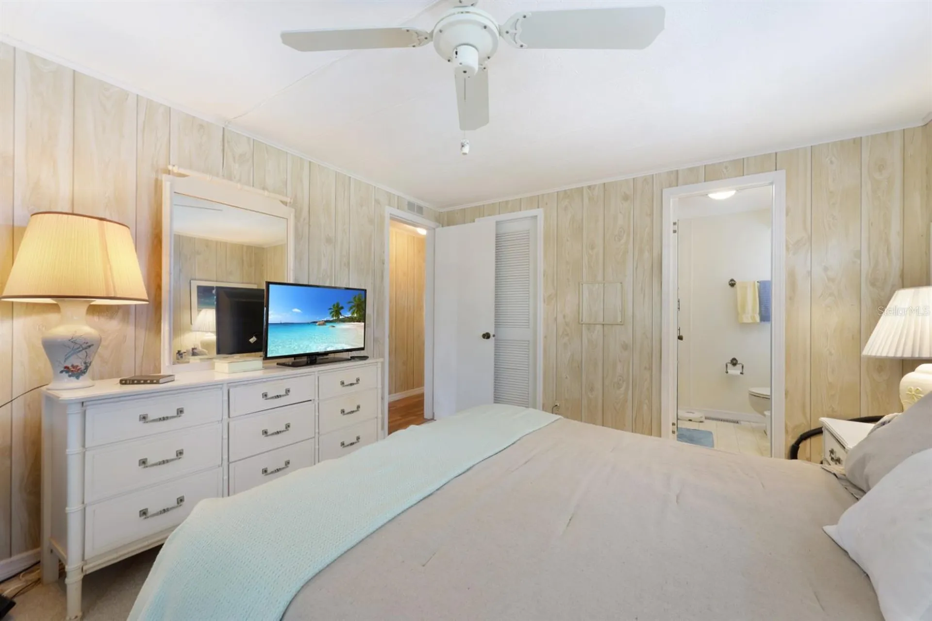 2100 Kings Highway Port Charlotte FL 33980