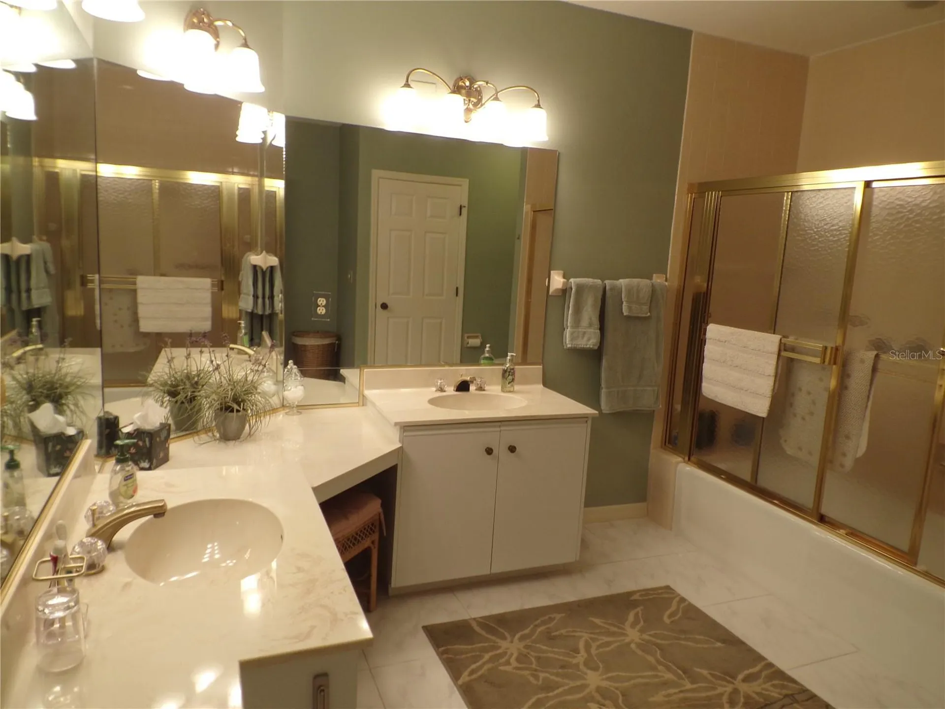 4555 Bay Club Drive Bradenton FL 34210
