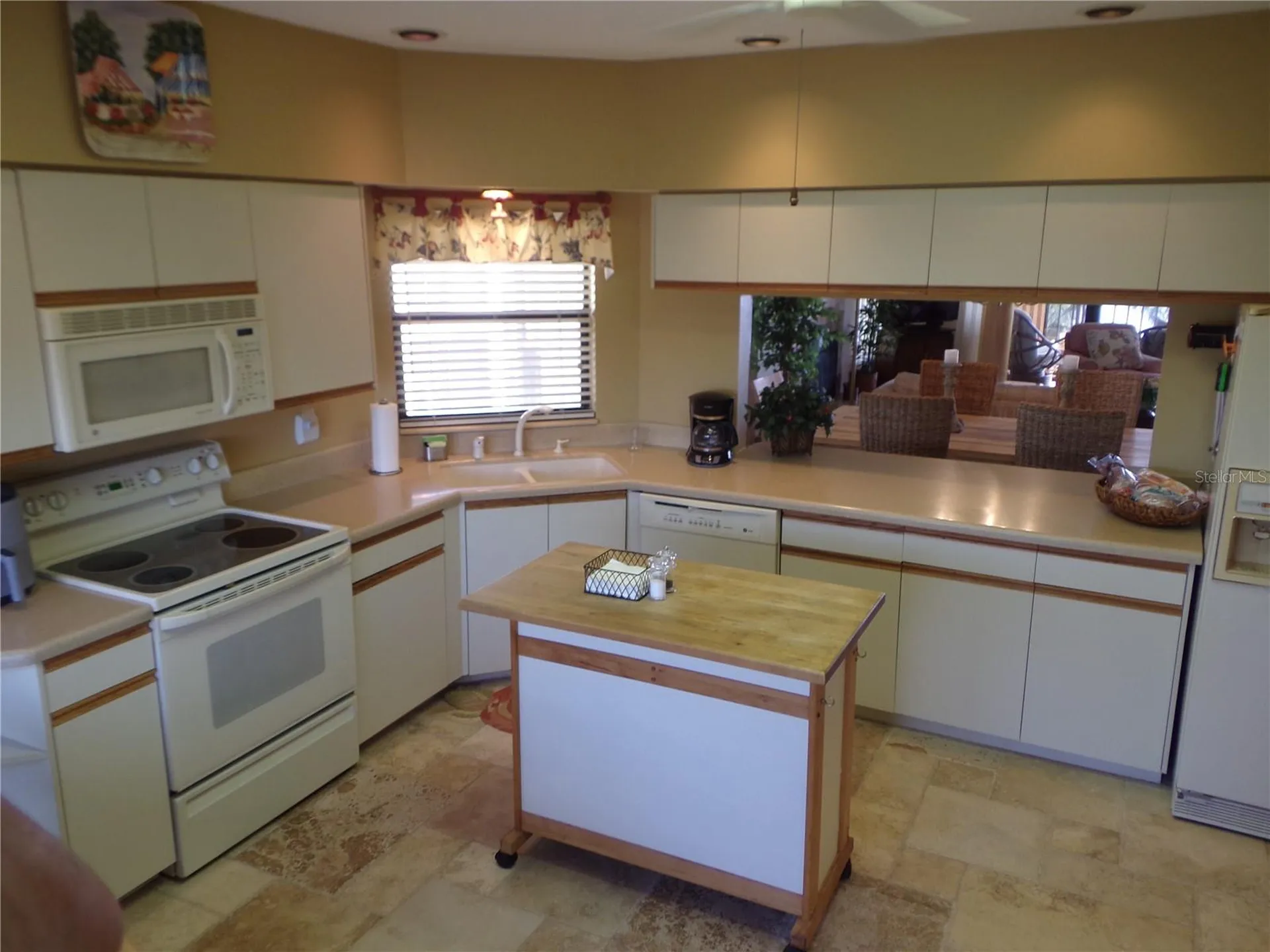 4555 Bay Club Drive Bradenton FL 34210