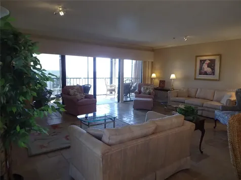 4555 Bay Club Drive Bradenton FL 34210