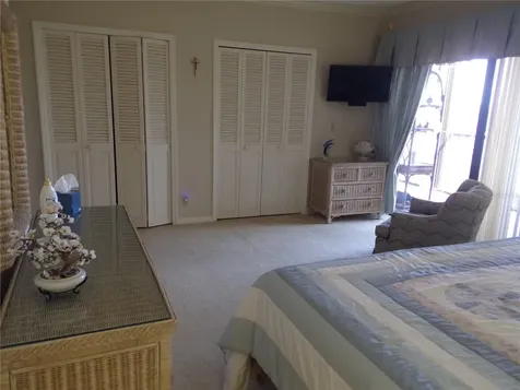 4555 Bay Club Drive Bradenton FL 34210