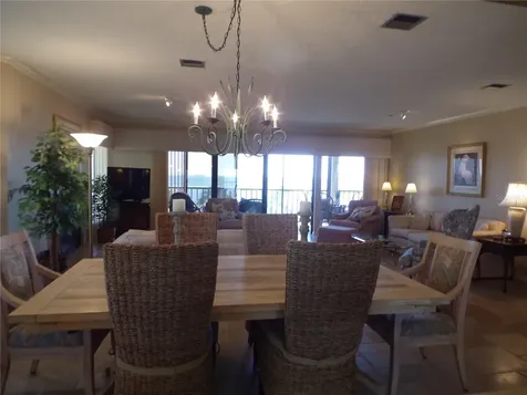 4555 Bay Club Drive Bradenton FL 34210