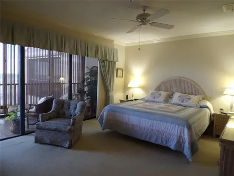 4555 Bay Club Drive Bradenton FL 34210
