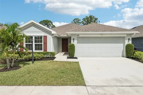 819 NE Whistling Duck Way Port St Lucie FL 34983