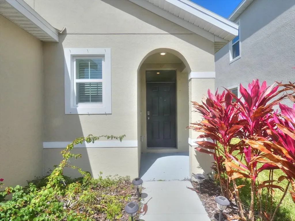 17014 Oval Rum Drive Wimauma FL 33598