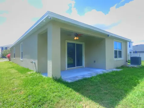 17014 Oval Rum Drive Wimauma FL 33598