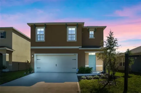 2634 Angel Falls Drive Davenport FL 33837