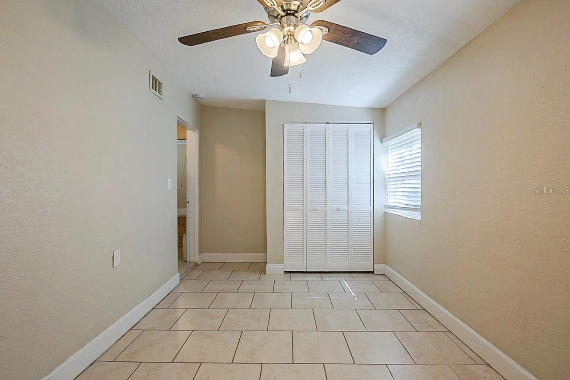 2011 10th Street S St Petersburg FL 33705