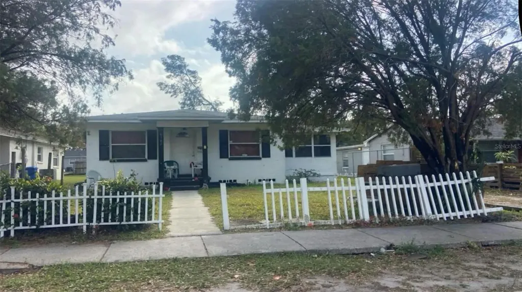 4142 12th Avenue S St Petersburg FL 33711