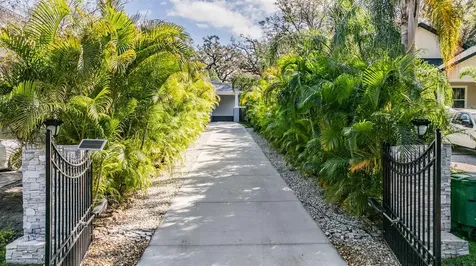 6911 N 19th Street Tampa FL 33610