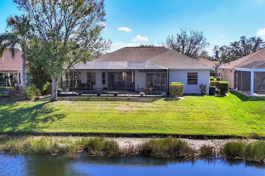 11031 Hyacinth Place Lakewood Ranch FL 34202