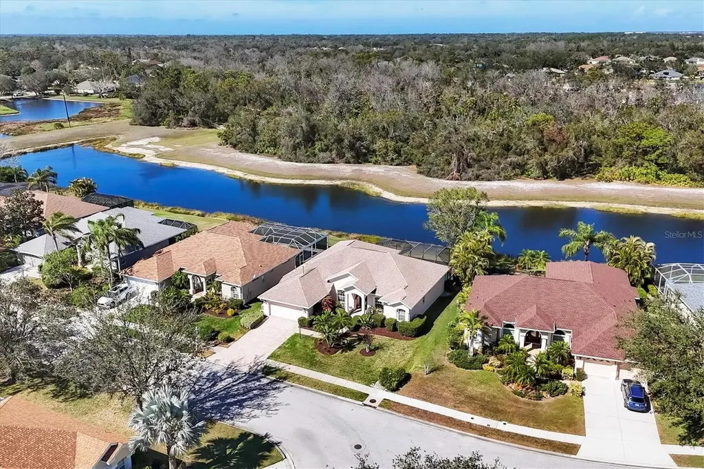 11031 Hyacinth Place Lakewood Ranch FL 34202