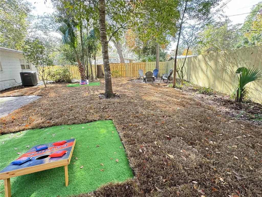 1836 NW 40th Terrace Gainesville FL 32605