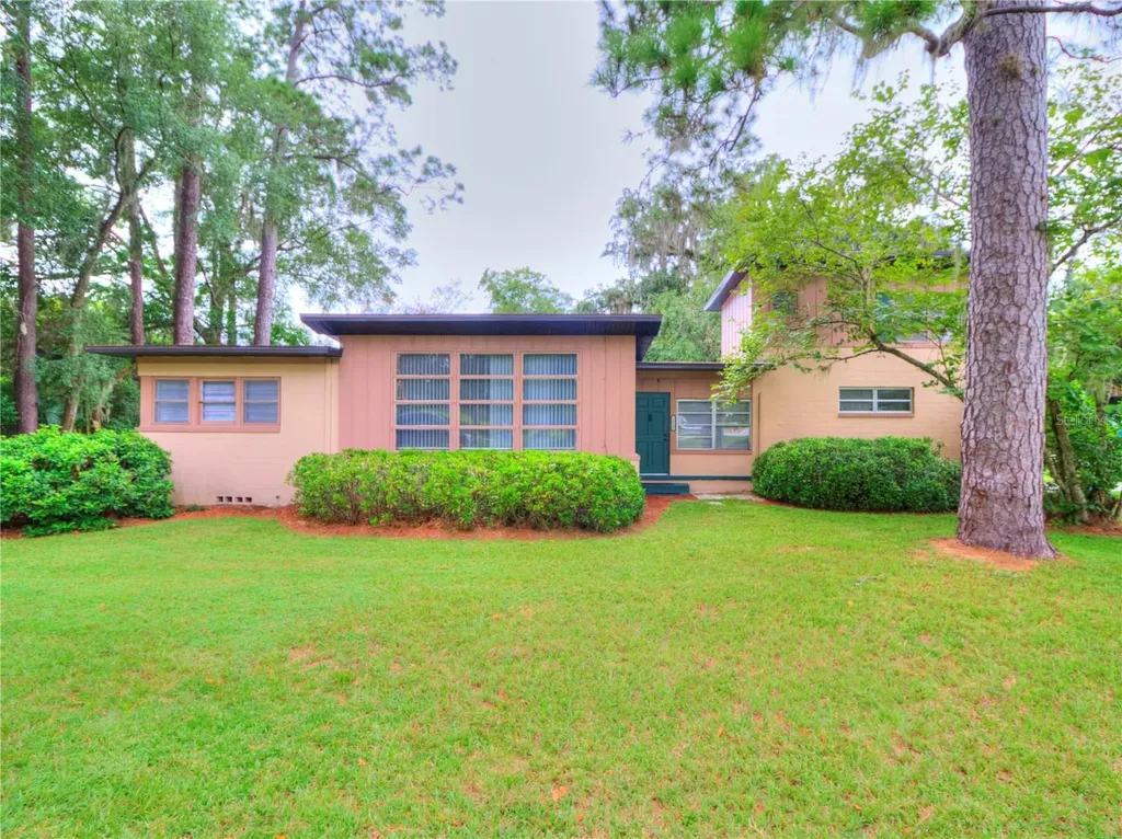 1034 NE 11th Street Ocala FL 34470