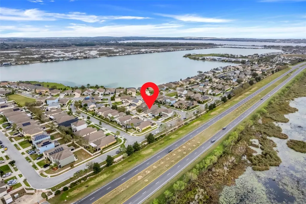 909 Egrets Landing Way Groveland FL 34736