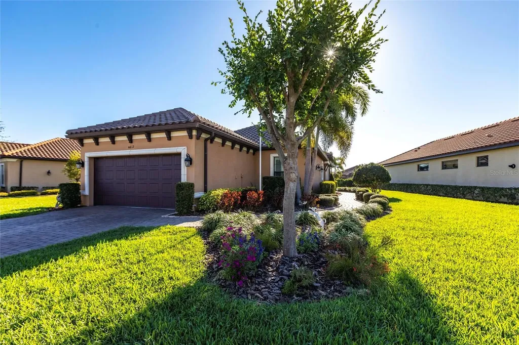 4617 Alexandria Court Palmetto FL 34221