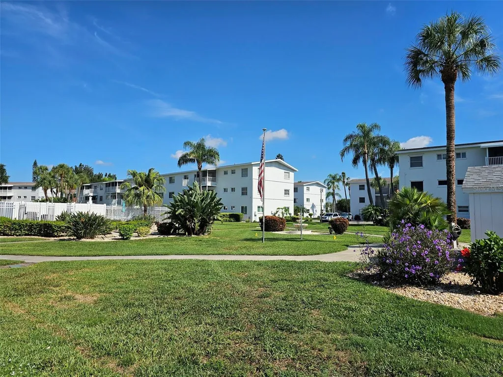 5906 Garden Lane Bradenton FL 34207