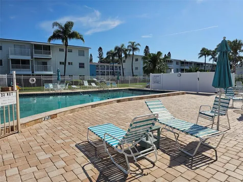 5906 Garden Lane Bradenton FL 34207