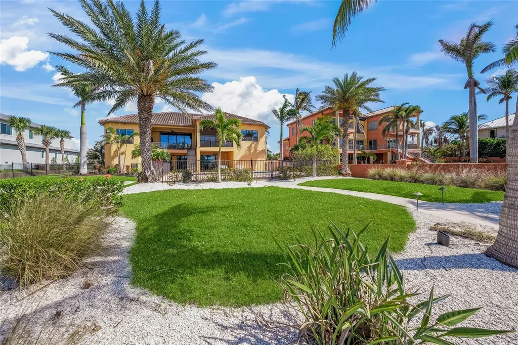 471 Bayshore Road Nokomis FL 34275