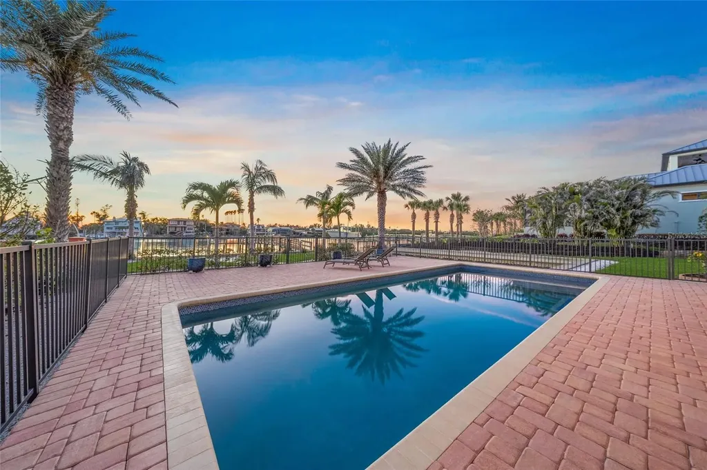 471 Bayshore Road Nokomis FL 34275