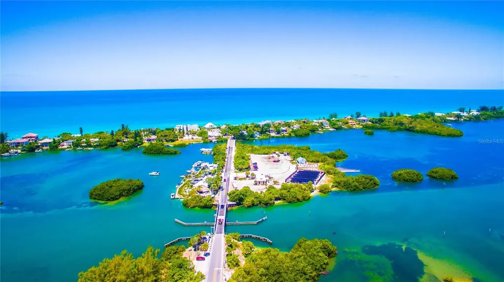 471 Bayshore Road Nokomis FL 34275